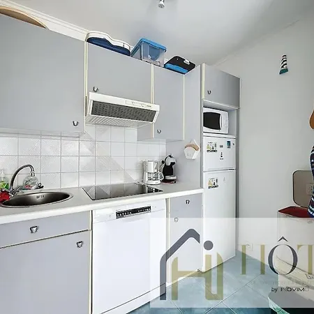 Vue Capitainerie , Charme & Confort En Bord De *